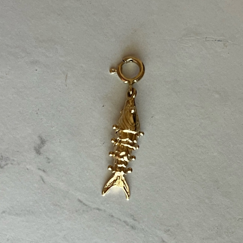 Vintage articulated fish 14k gold charm